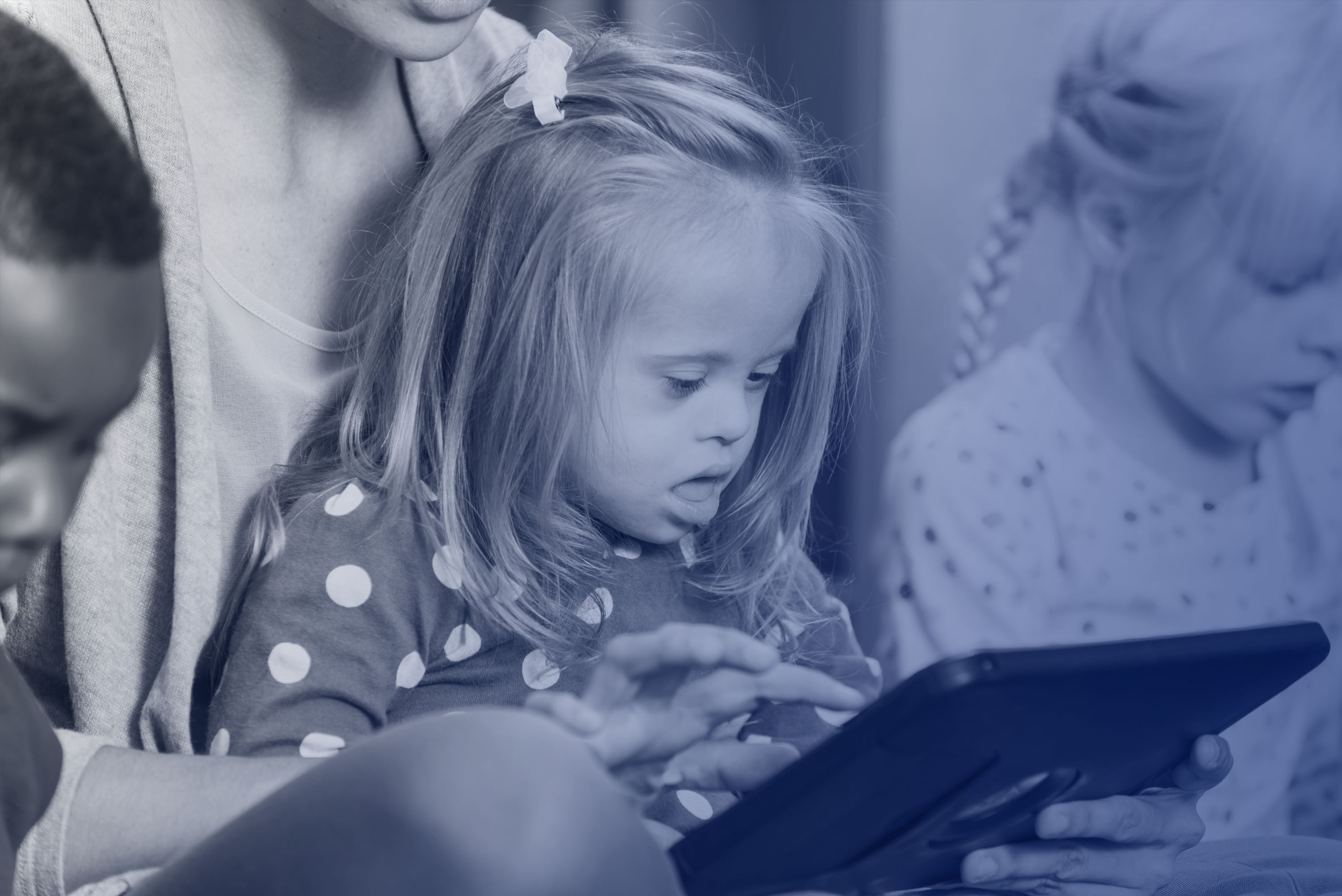 girl-on-ipad